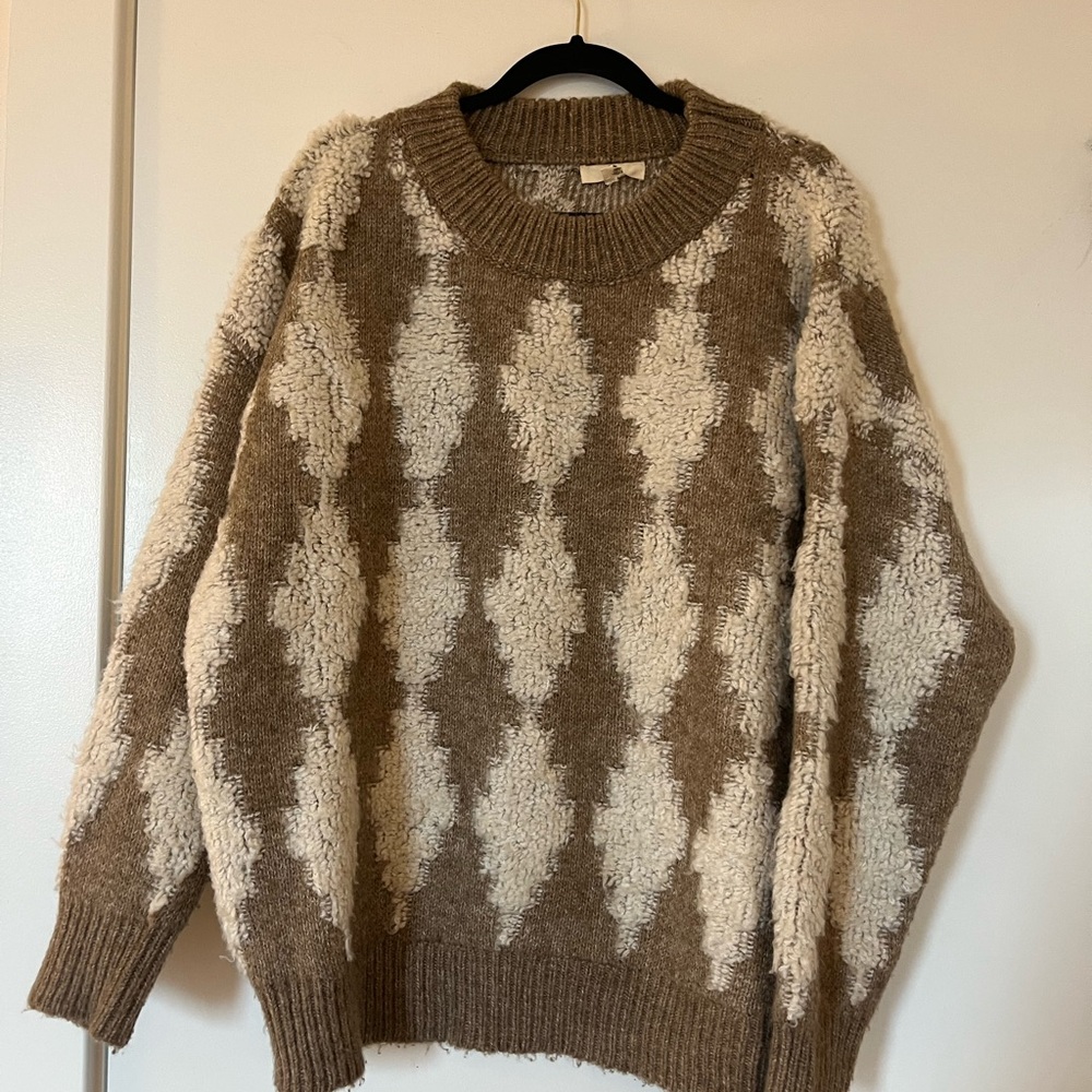 Entro Brown and Cream Crewneck Sweater with Geometric Pattern